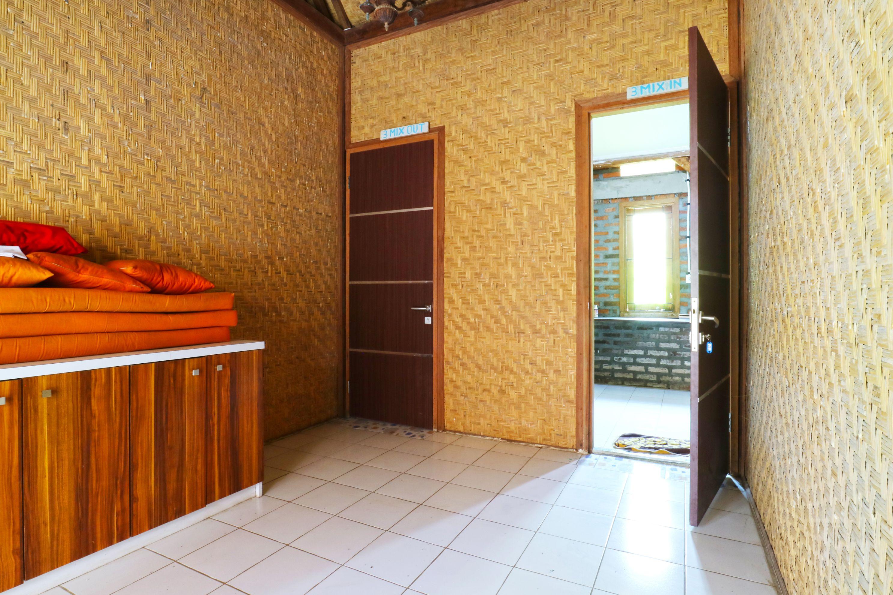 Indopurejoy House - Komala Indah Cottages Kuta Lombok Dış mekan fotoğraf